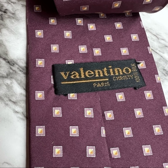 Valentino Paris 100% Silk Tie 3.5" - Picture 6 of 6
